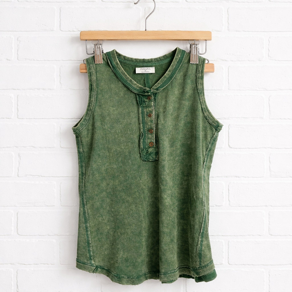 0122 NWOT Zenana stone washed dark green tank top. Grunge Size Medium - Picture 2 of 10